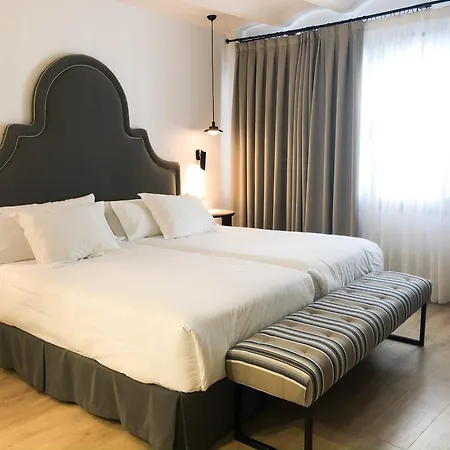 Suites Hom Sevilla Exterior photo